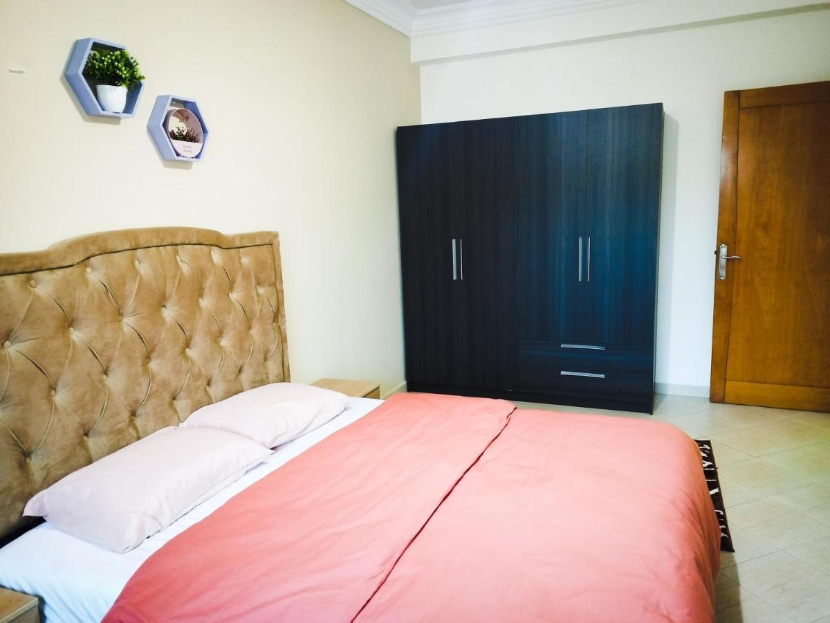 Fantastique Appartement Nouveau Meuble Avec Wifi & Netflix A Proximite Du Marjane Tanger Eksteriør bilde